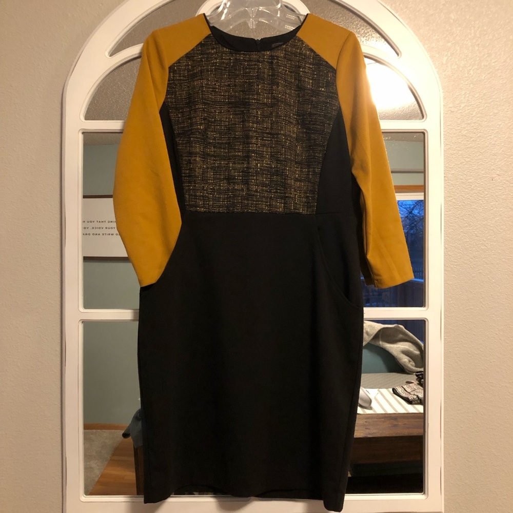 Trulli Pencil Dress with pockets
